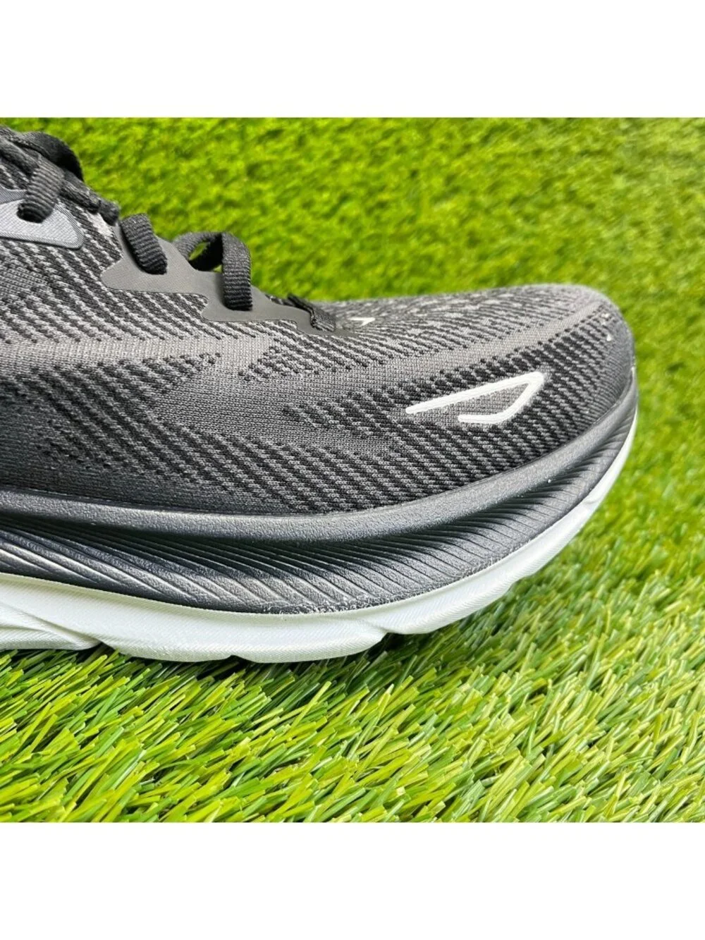 Hoka One One Clifton 9 Womens Size 9D Black Athletic Running Shoes Sneakers